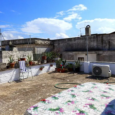 Bellavista Apartment *